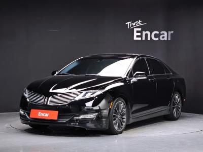 2016 Lincoln MKZ
