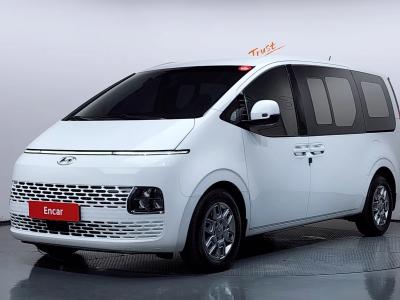 2022 Hyundai Staria
