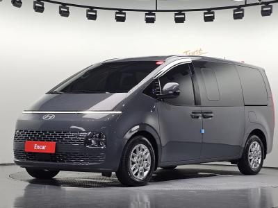 2025 Hyundai Staria