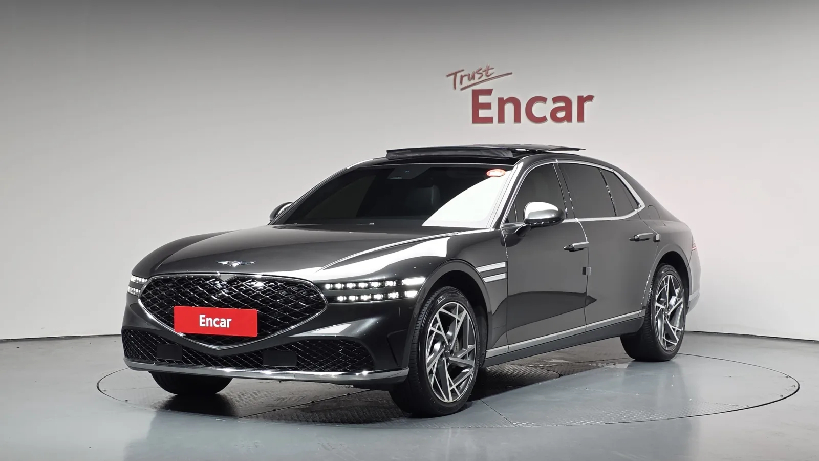 2022 Genesis G90