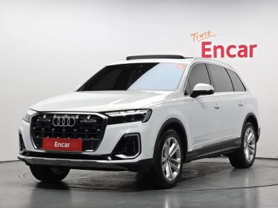 Audi Q7 2025