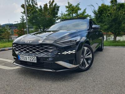 2023 Kia K8