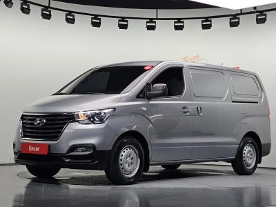 2019 Hyundai Starex