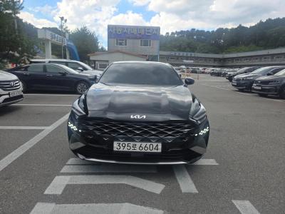 2023 Kia K8