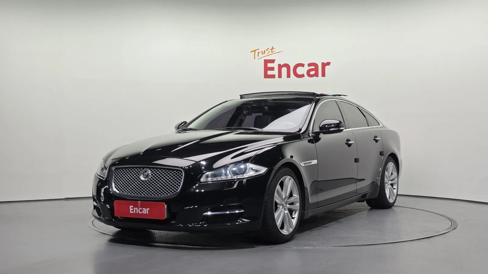 2013 Jaguar XJ