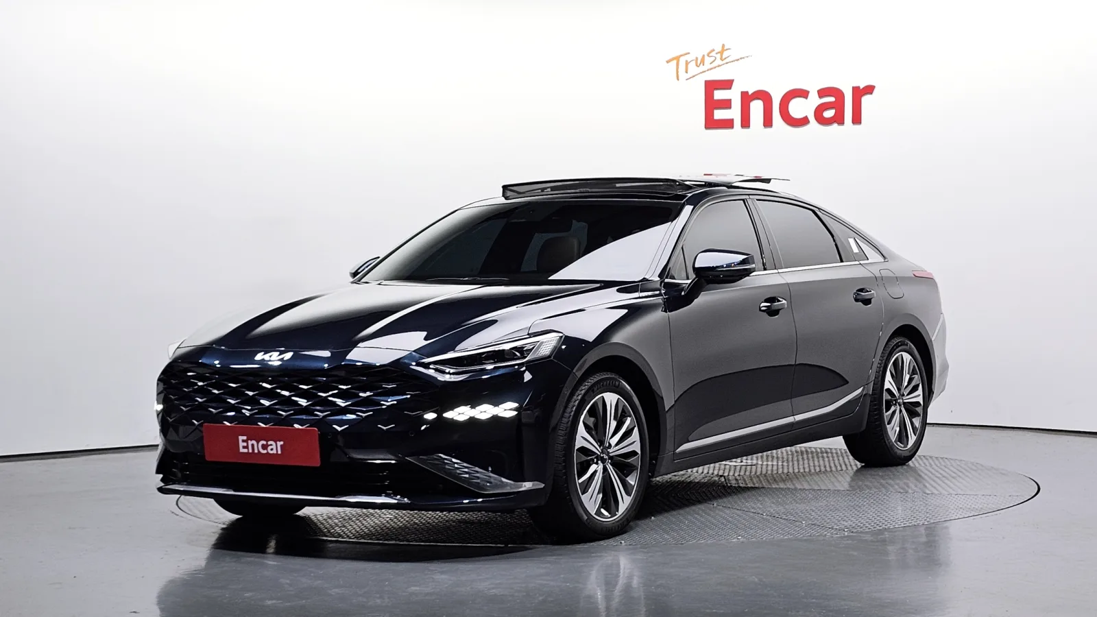 2022 Kia K8