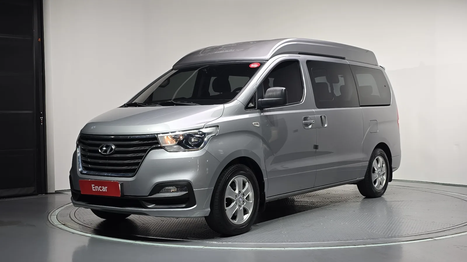 2019 Hyundai Starex