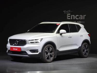 Volvo XC40 2021