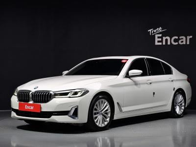 2022 BMW 5-Series