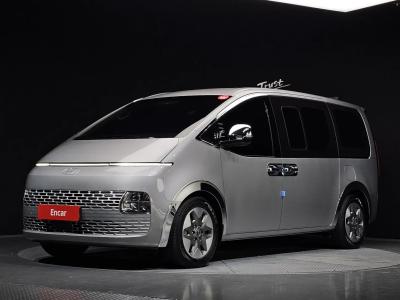 2025 Hyundai Staria