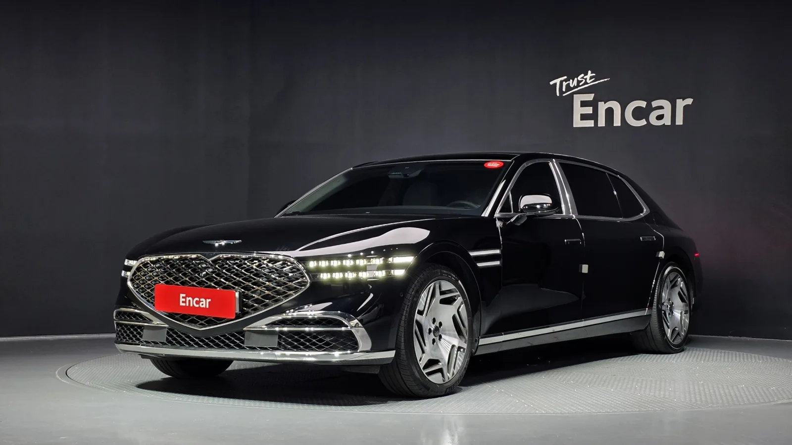 2022 Genesis G90