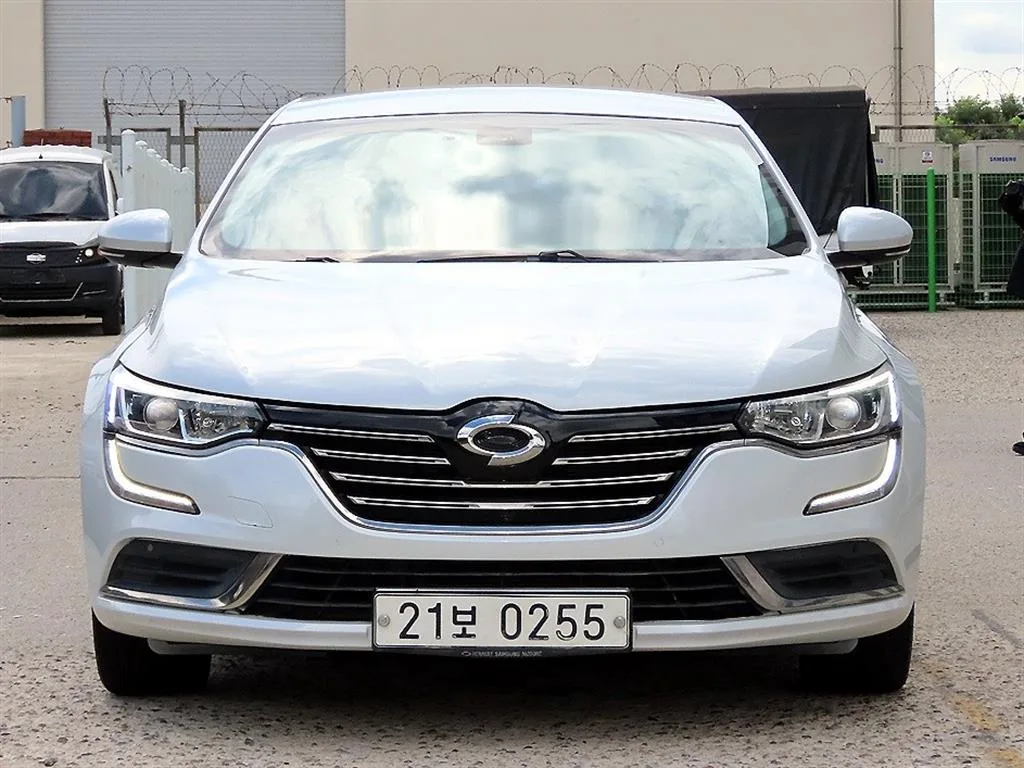 2016 Renault Korea SM6