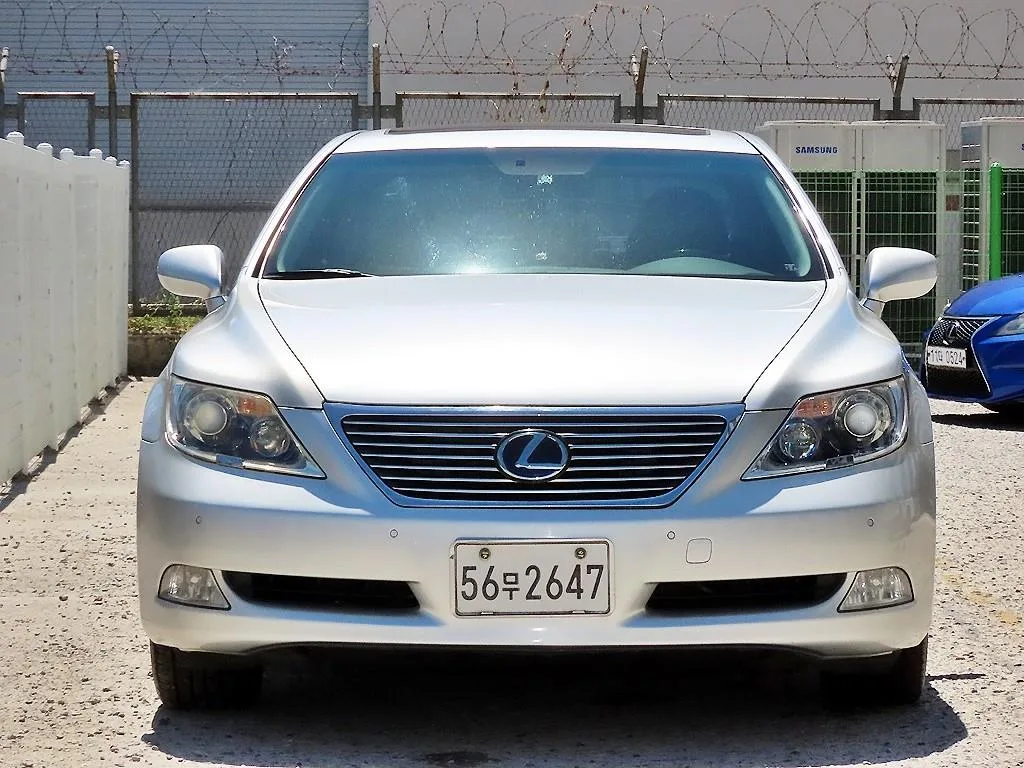 2008 Lexus LS