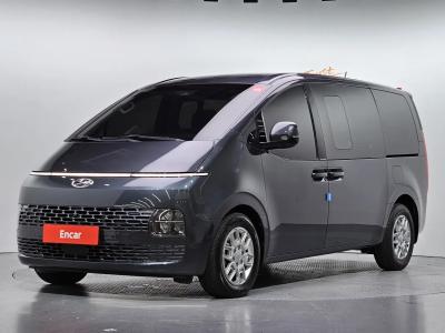 2022 Hyundai Staria