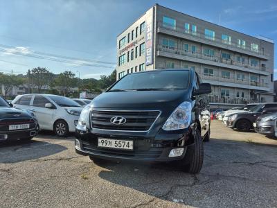 2016 Hyundai Starex