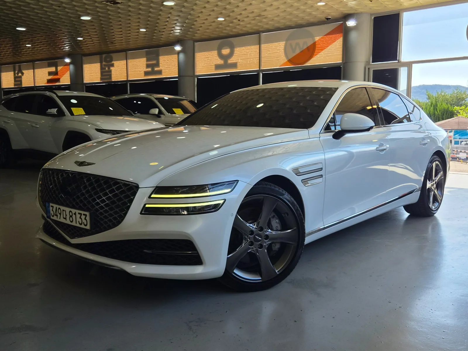 2022 Genesis G80
