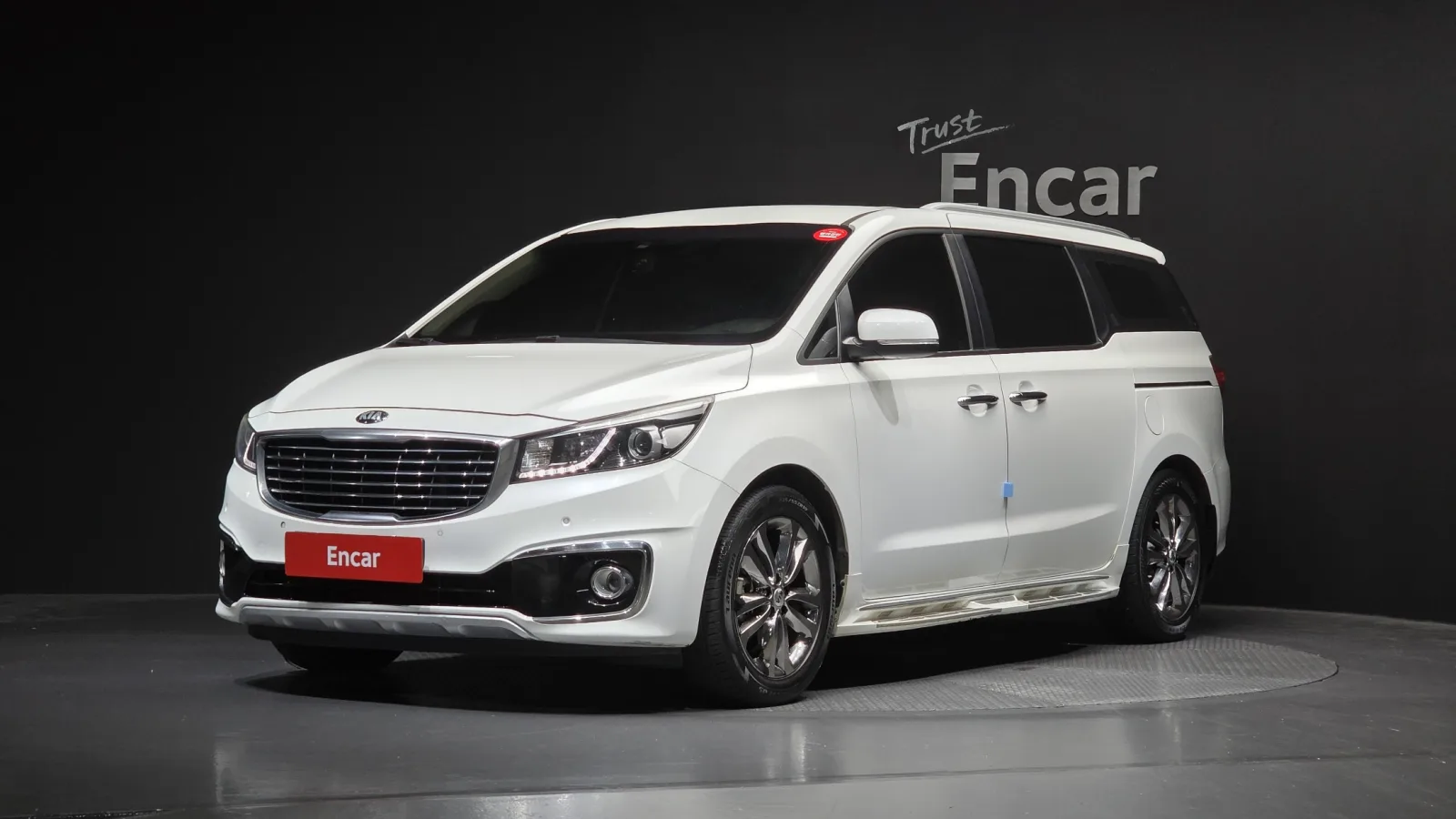 2016 Kia Carnival
