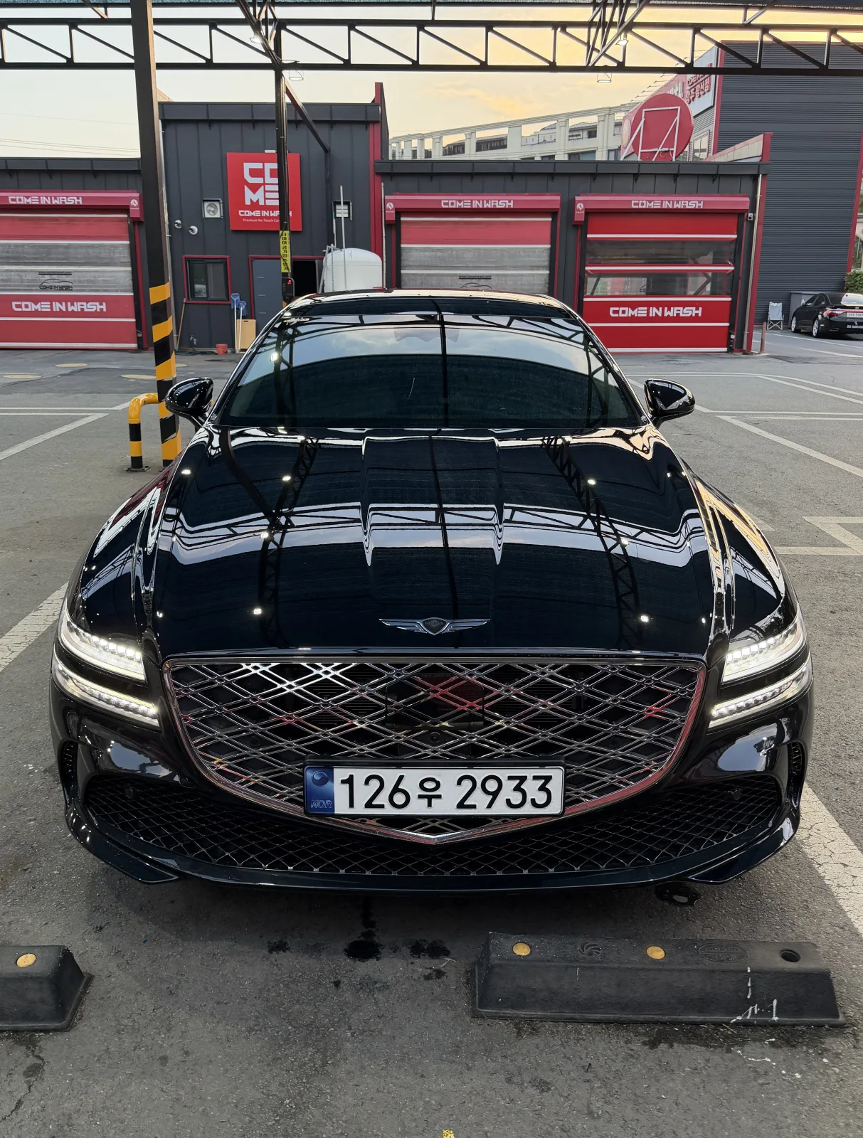 2025 Genesis G80