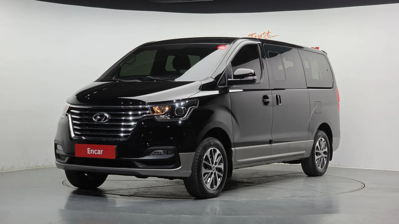 2020 Hyundai Starex