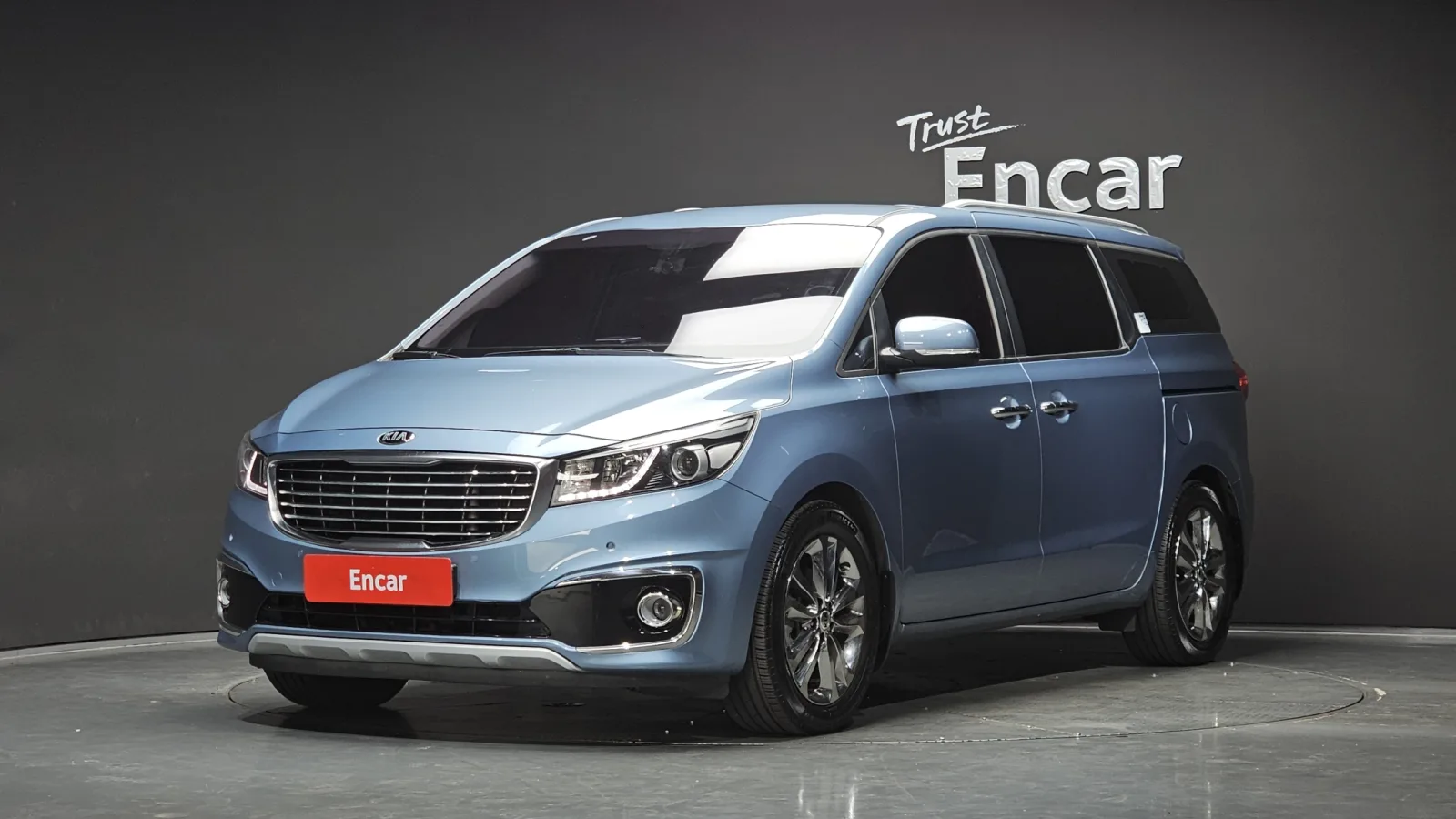 2016 Kia Carnival