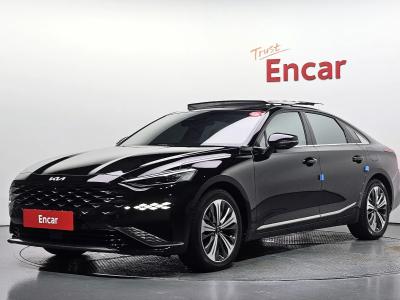 2022 Kia K8