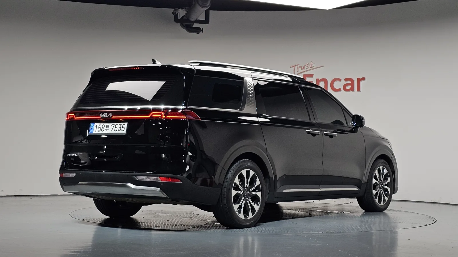 2023 Kia Carnival
