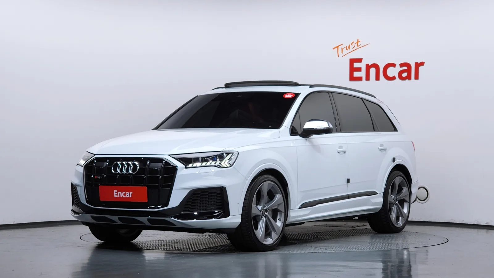 2023 Audi SQ7