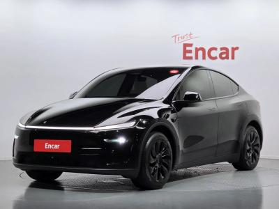 2025 Tesla Model Y