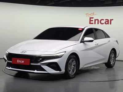 Hyundai Elantra 2024