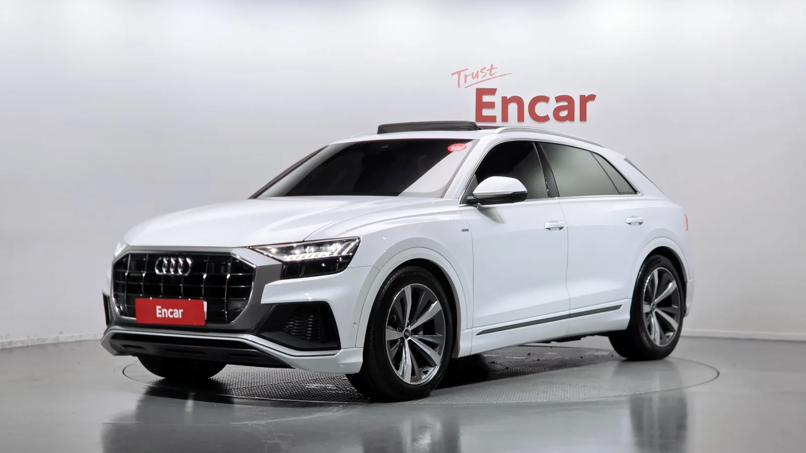 2021 Audi Q8