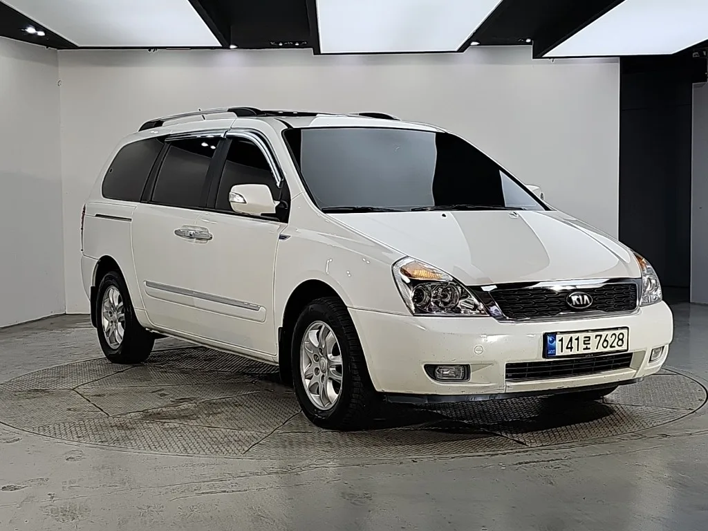 2013 Kia Carnival