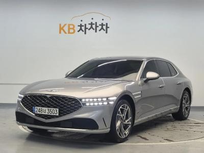2022 Genesis G90