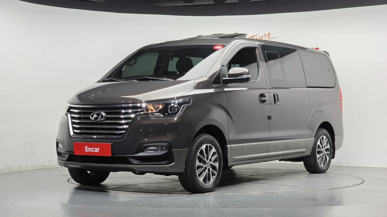 2019 Hyundai Starex