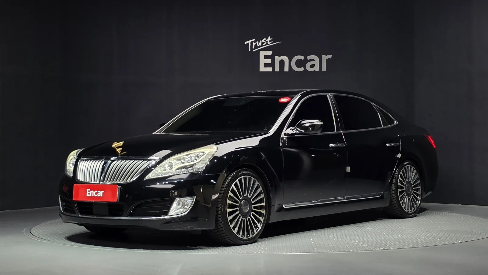 2013 Hyundai Equus