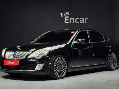 2013 Hyundai Equus