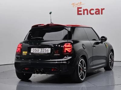 2019 MINI Cooper