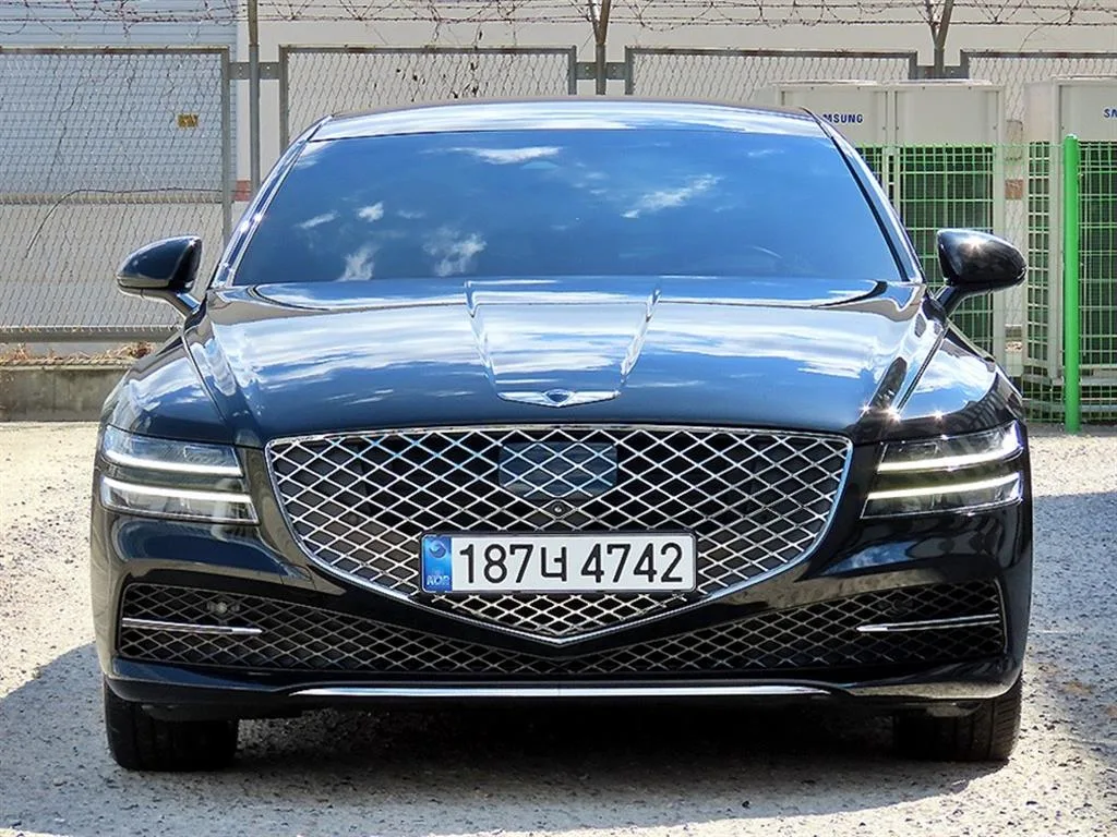2022 Genesis G80