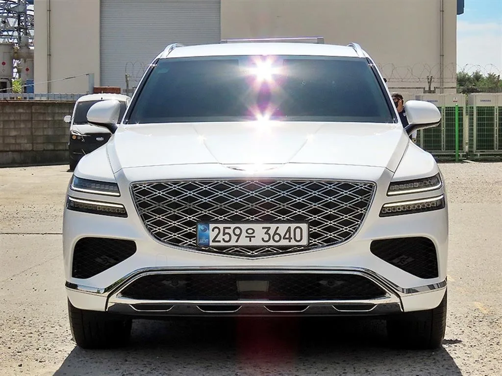 2025 Genesis GV80
