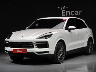 Porsche Cayenne 2022