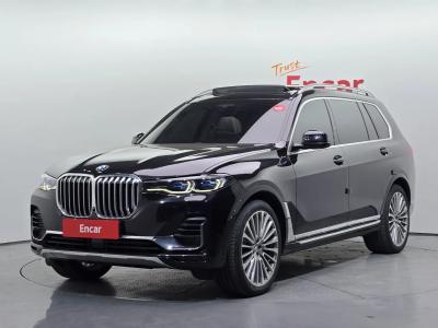 2021 BMW X7