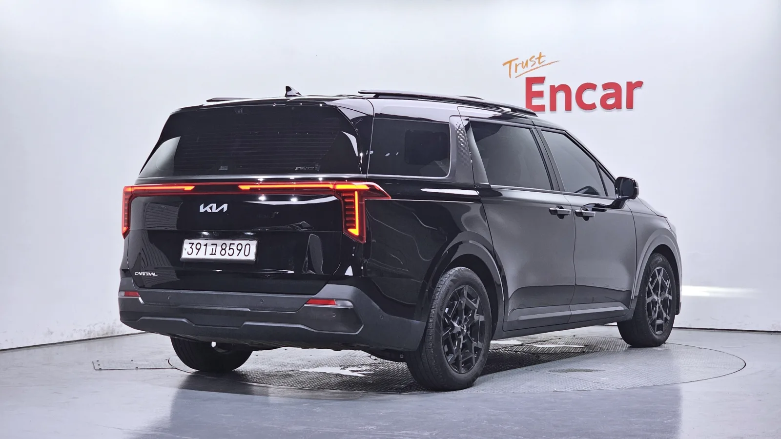 2025 Kia Carnival