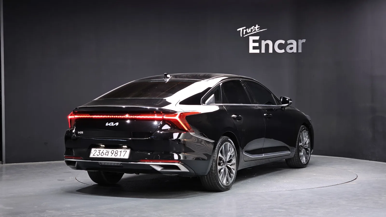 2022 Kia K8