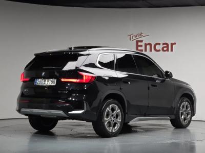 2025 BMW X1
