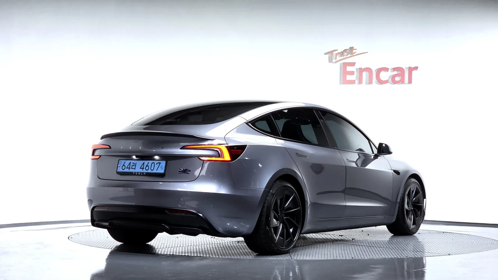2024 Tesla Model 3