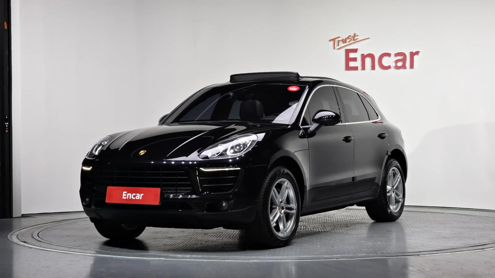 2017 Porsche Macan