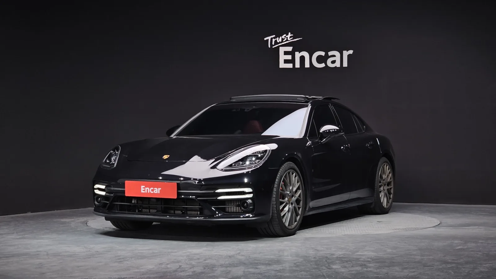 2023 Porsche Panamera