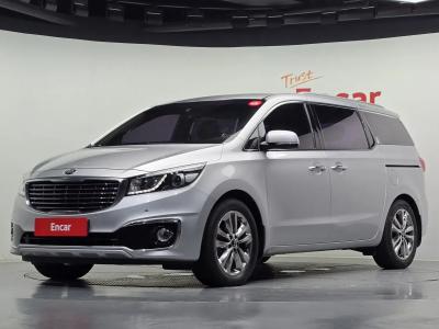 2015 Kia Carnival