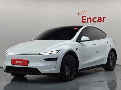 2025 Tesla Model Y
