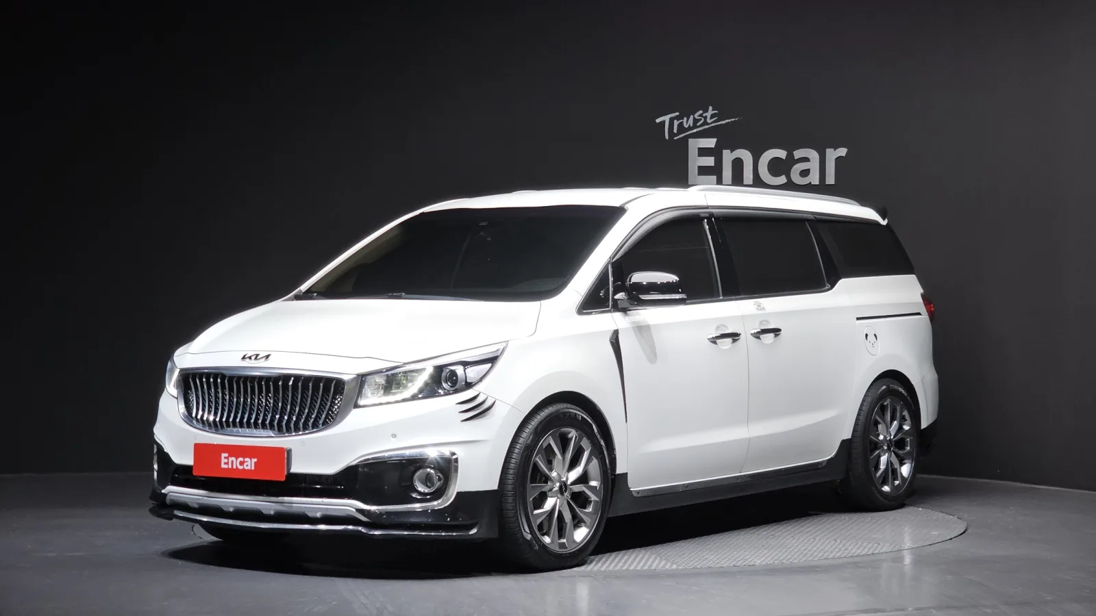 2017 Kia Carnival