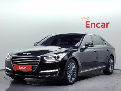 2018 Genesis EQ900